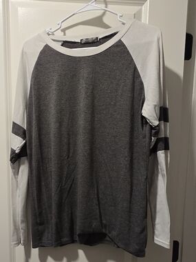 Women's Long-Sleeve Raglan Tee - Gray/White